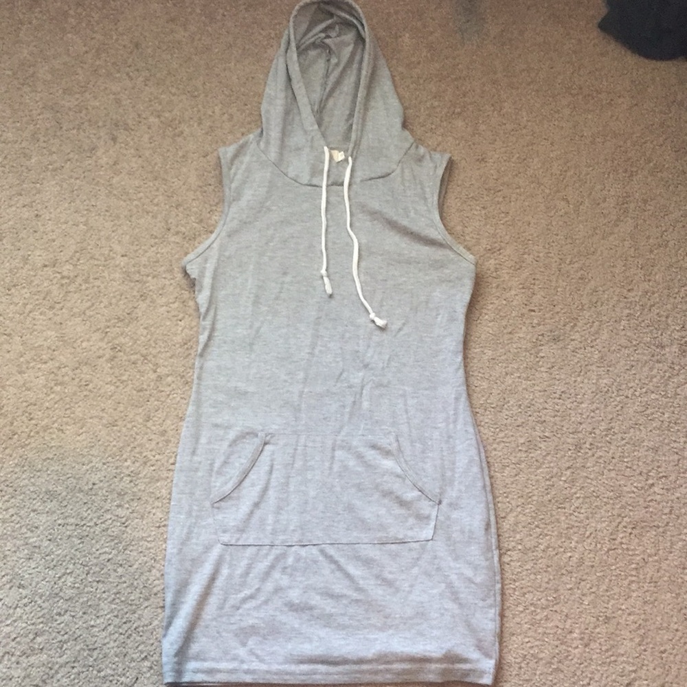 Hooded Mini Dress Sweatshirt-Style. Size Small